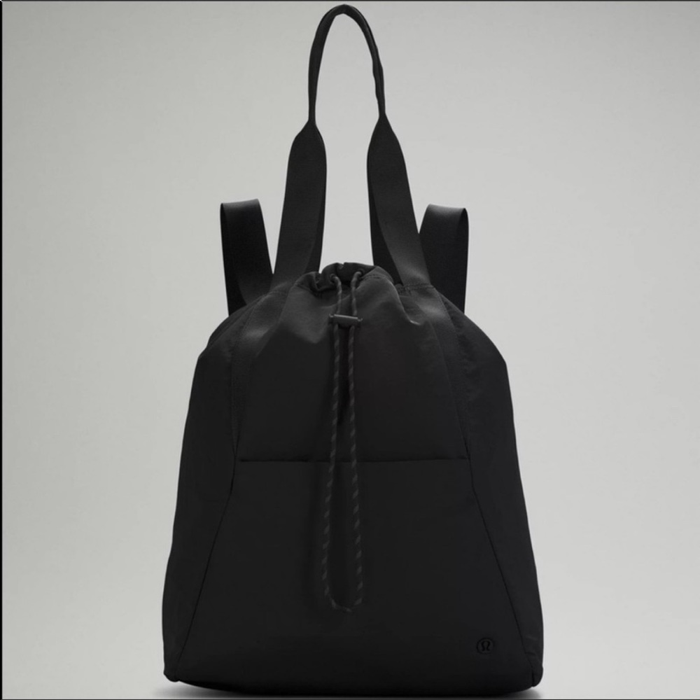 Lululemon Dual Function Backpack to Tote Bag 18L